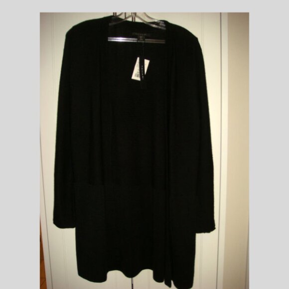 Tahari Sweaters - New with Tags Tahani Long Black Button Cuff Cardigan 50% Merino Wool size Large